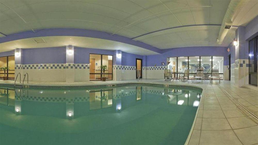 Quality Inn & Suites Lawrenceburg Exteriér fotografie