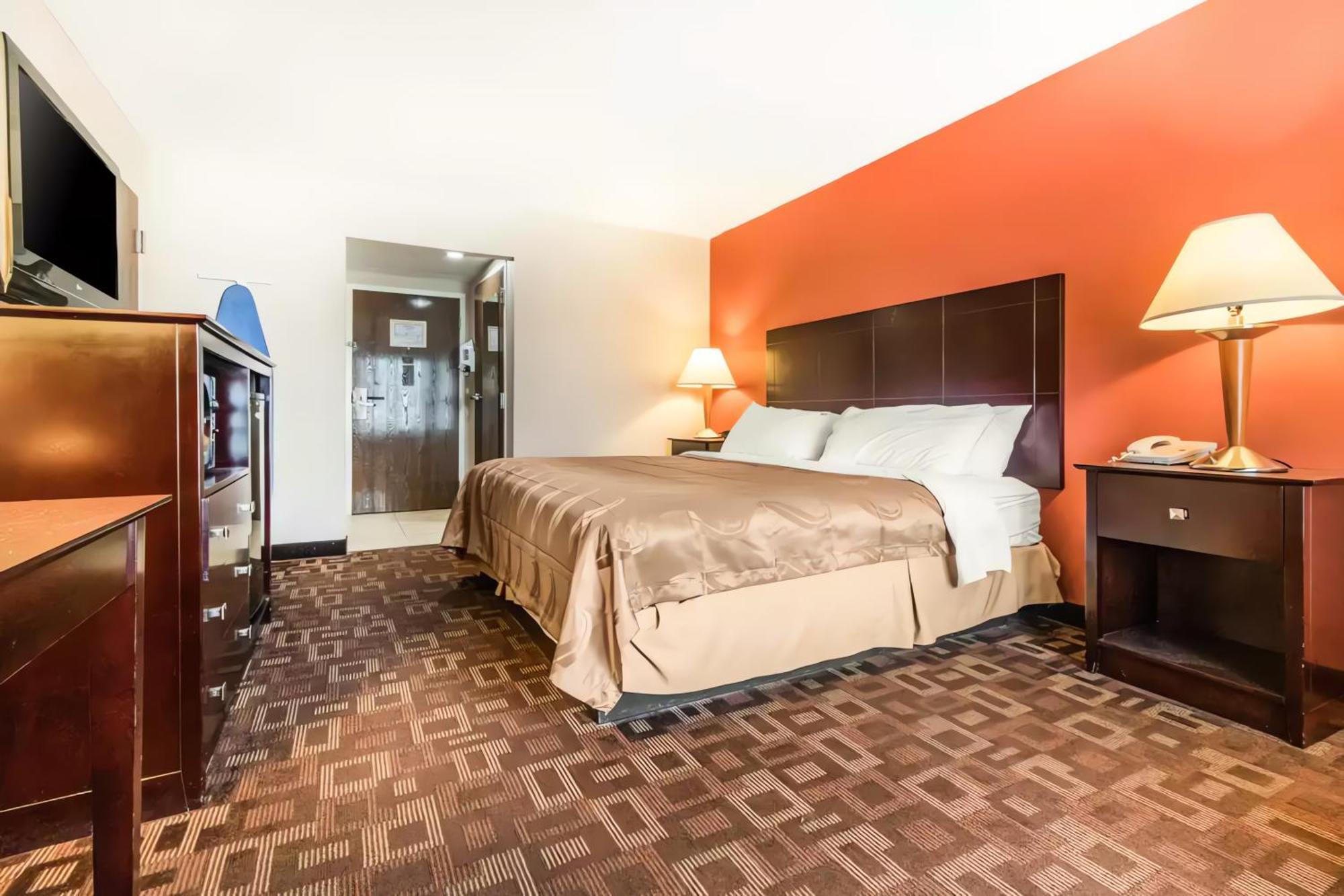 Quality Inn & Suites Lawrenceburg Exteriér fotografie
