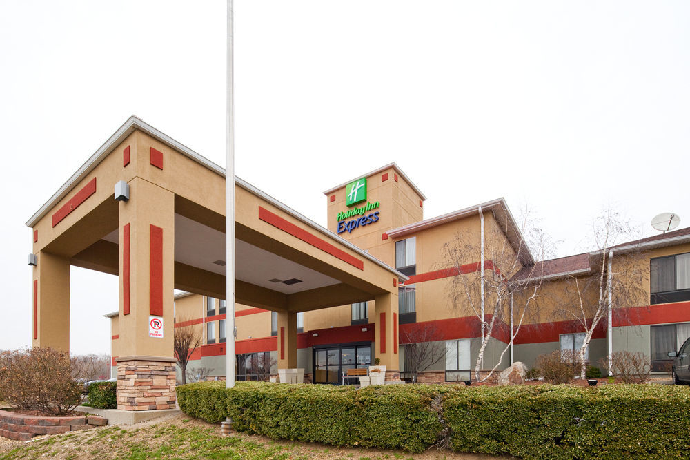 Quality Inn & Suites Lawrenceburg Exteriér fotografie