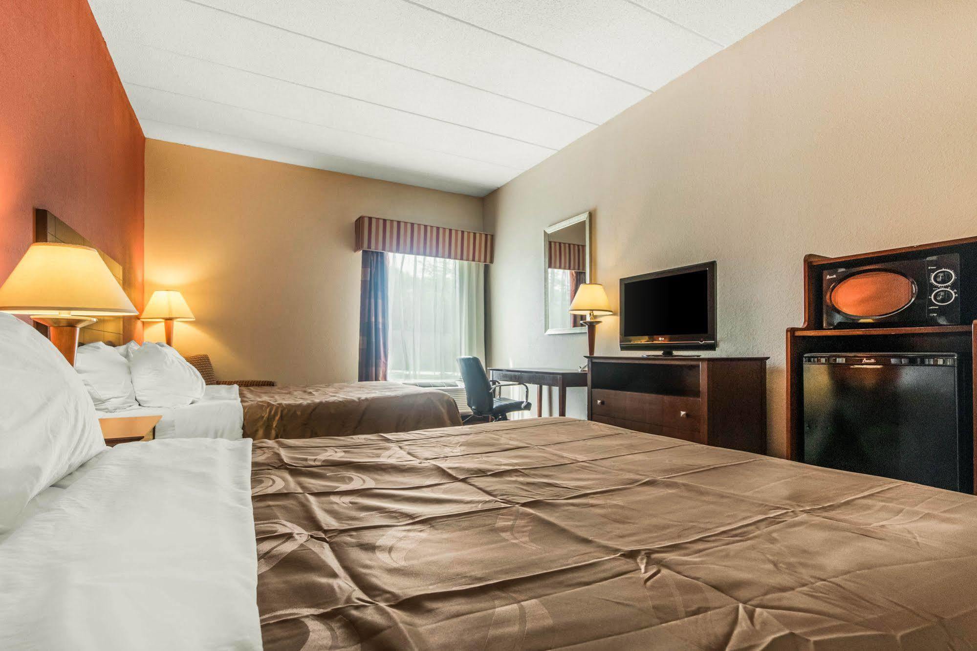 Quality Inn & Suites Lawrenceburg Exteriér fotografie